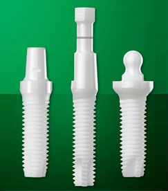 metal-free zirconia dental implants